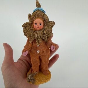 NIB 1999 Madame Alexander Cowardly Lion Figurine w/ Certificate, New in Box